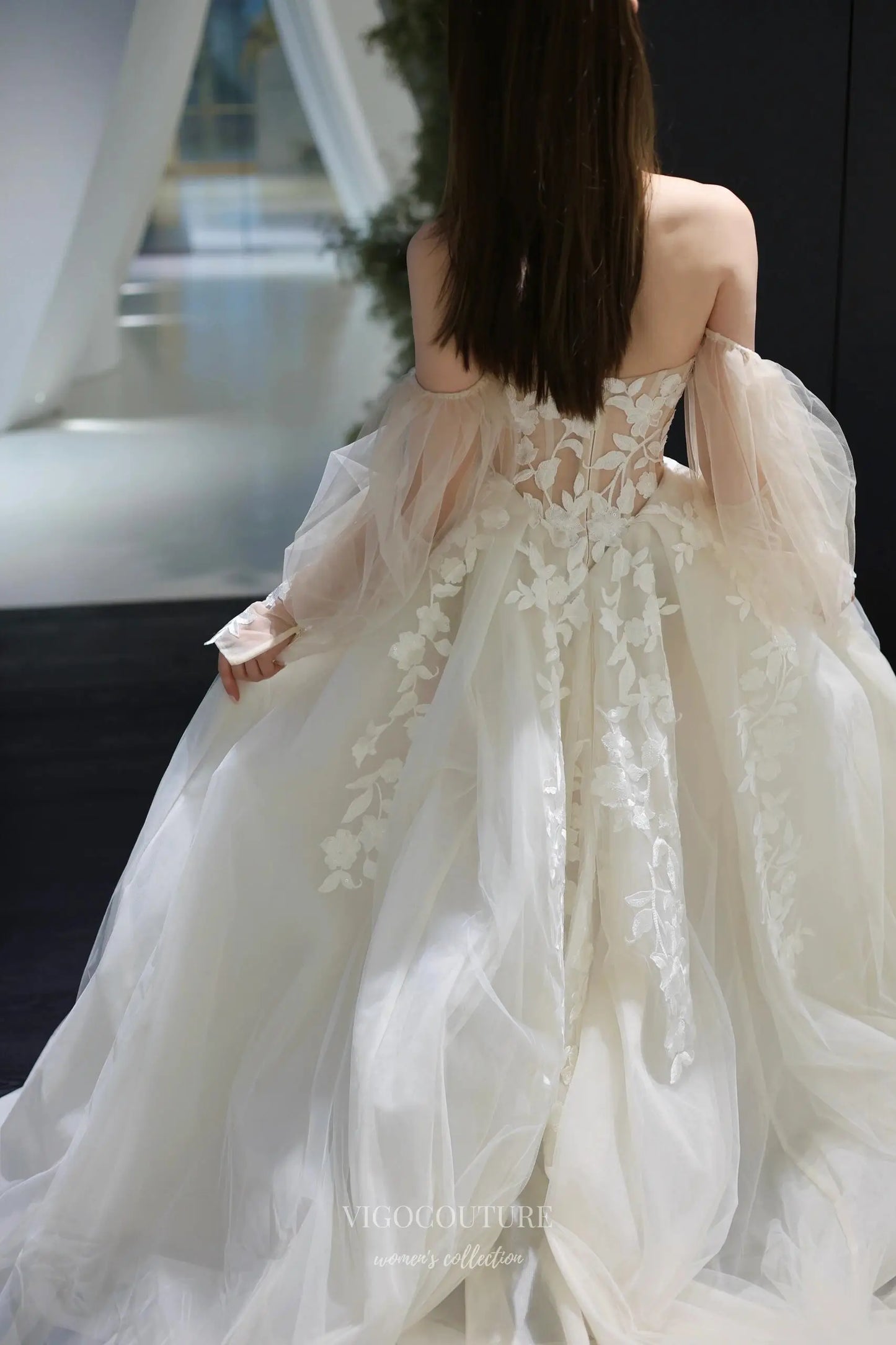 Wedding Dresses 2025 to impress Ivory Floral Appliqué Wedding Dress with Sheer Corset Bodice, Puffy Sleeves, and Chapel Train – RD034-vigocouture-vigocouture
