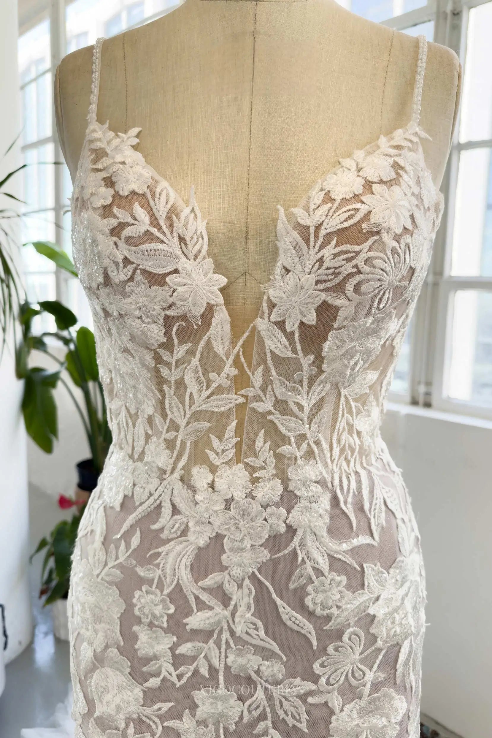 Ivory Lace Mermaid Wedding Dress with Spaghetti Strap, V-Neck, Chapel vigocouture Ivory Lace Mermaid Wedding Dress with Spaghetti Strap, V-Neck, Chapel vigocouture