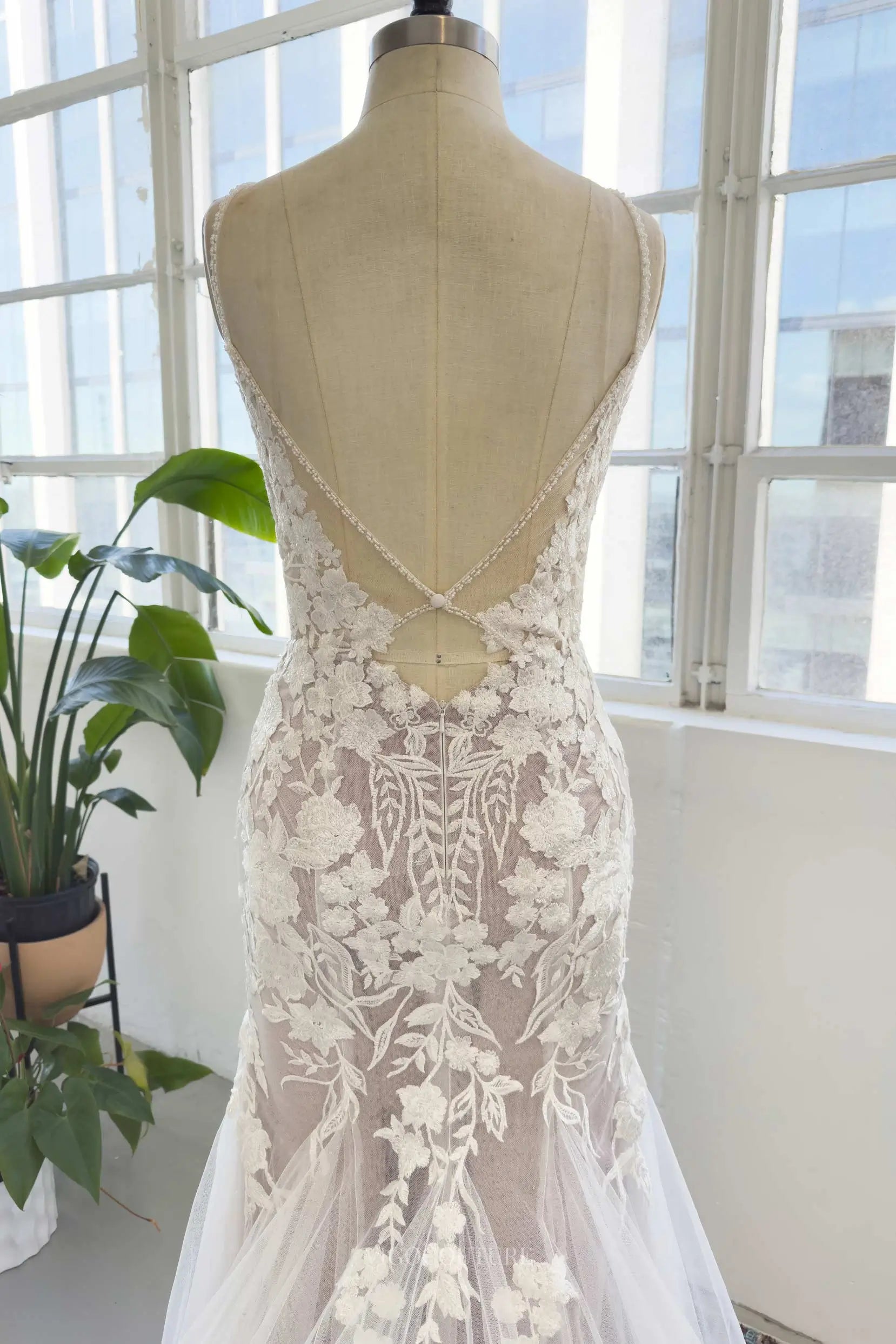 Ivory Lace Mermaid Wedding Dress with Spaghetti Strap, V-Neck, Chapel vigocouture Ivory Lace Mermaid Wedding Dress with Spaghetti Strap, V-Neck, Chapel vigocouture