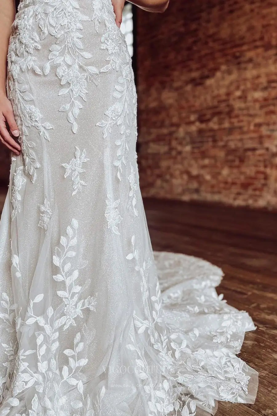 Wedding Dresses 2025 to impress Ivory Lace Mermaid Wedding Dress with Spaghetti Straps, Low Back & Chapel Train – W2291-vigocouture-vigocouture
