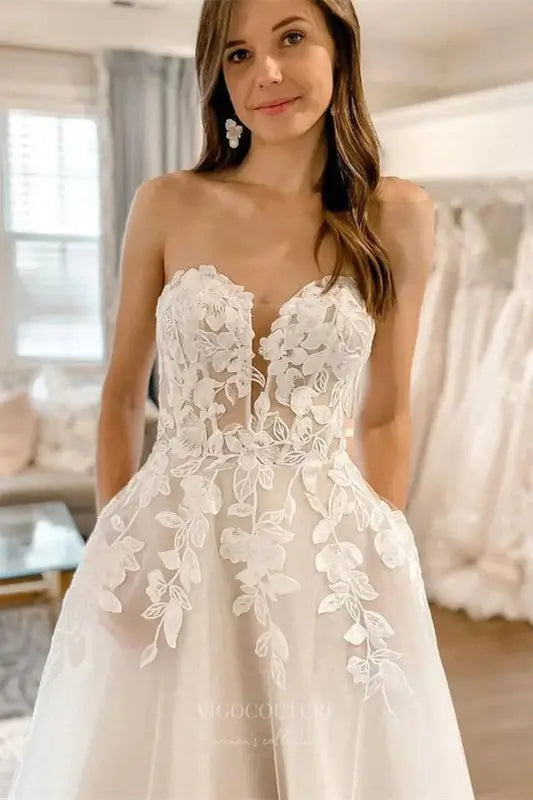 Wedding Dresses 2025 to impress \Ivory Lace Tulle Wedding Dress with Removable Puffed Sleeves, Sweetheart Neckline & Cathedral Train – W2335-vigocouture-vigocouture