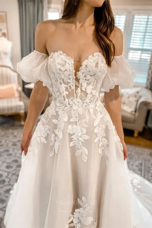 Ivory Lace Tulle Wedding Dress with Removable Puffed Sleeves, Sweetheart Neckline & Cathedral Train – W2335