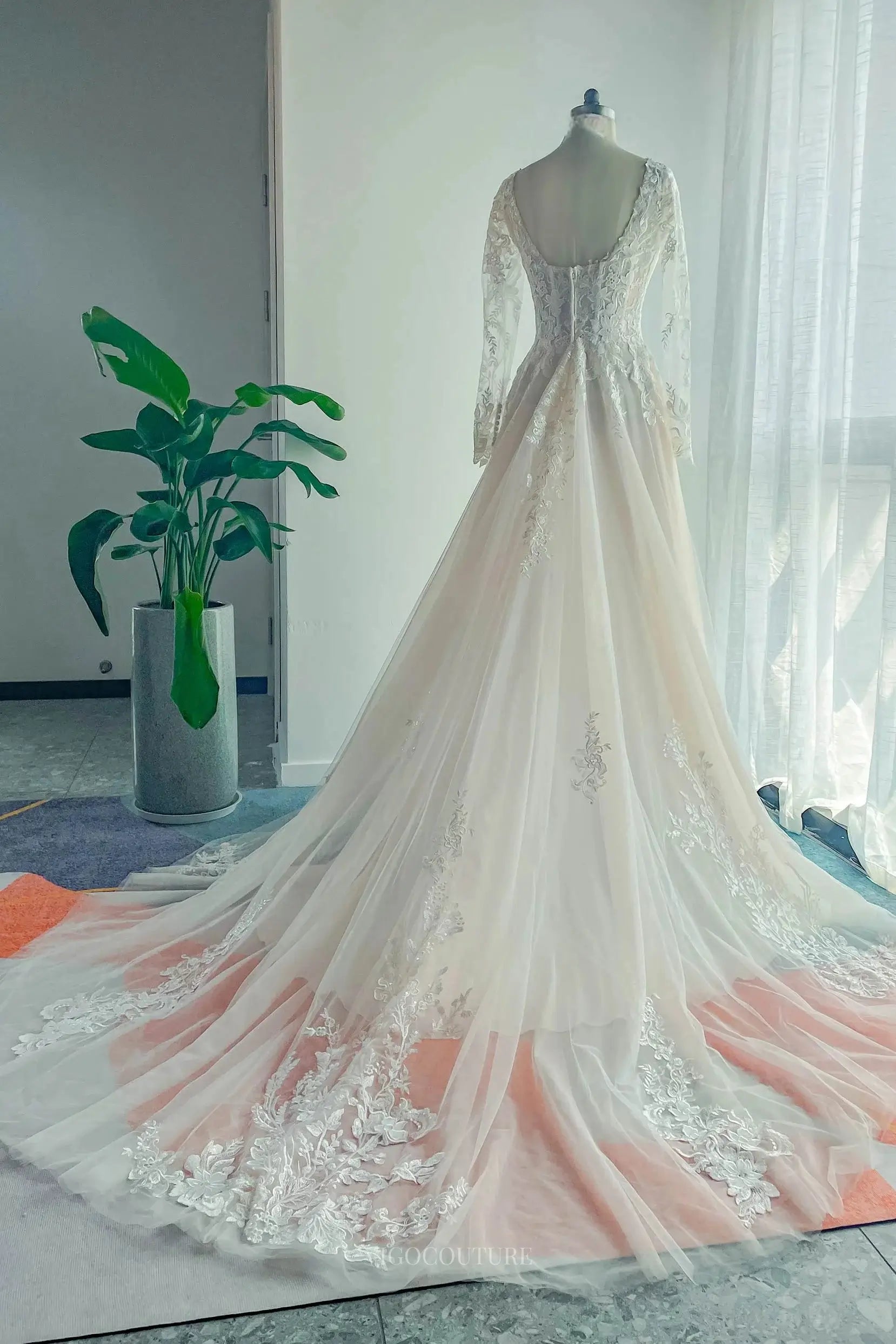 Ivory Lace Tulle Wedding Dress with Sheer Long Sleeve & Square Neck - MQ052 Custom Colors / 16W Ivory Lace Tulle Wedding Dress with Sheer Long Sleeve & Square Neck - MQ052 Custom Colors / 16W