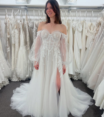 Wedding Dresses 2025 to impress Ivory Off-Shoulder Lace Wedding Dress with Sweetheart Neckline, Sheer Sleeves, High Slit & Chapel Train – W2257-vigocouture-vigocouture
