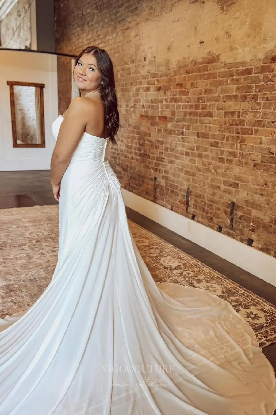 Wedding Dresses 2025 to impress Ivory Strapless Chiffon Sheath Wedding Dress with Sweetheart Neckline and Chapel Train – W2305-vigocouture-vigocouture