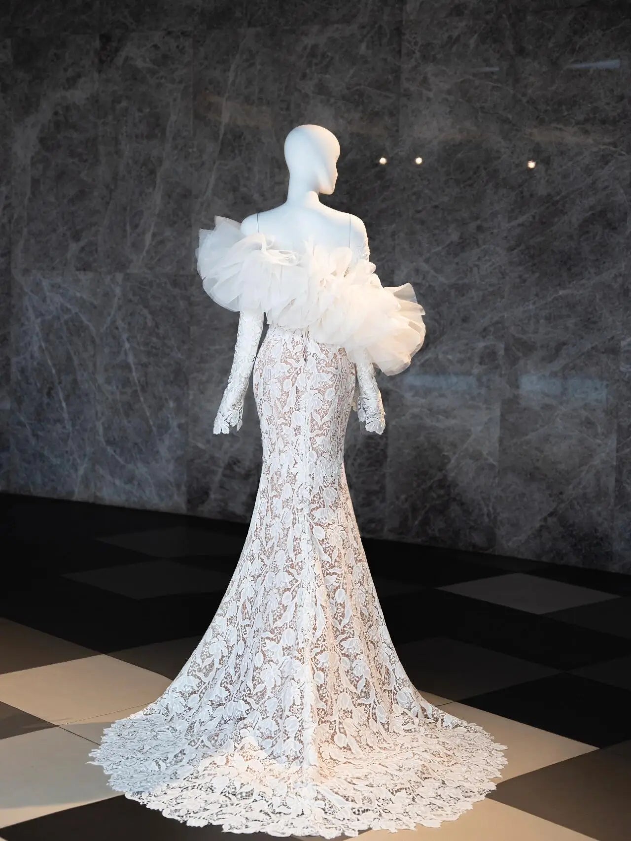 Wedding Dresses 2025 to impress Lace Mermaid Wedding Dress with Dramatic Tulle Ruffle Sleeves – RD025-vigocouture-vigocouture
