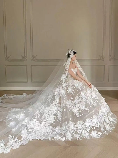Wedding Dresses 2025 to impress Luxury 3D Floral Lace Ball Gown Wedding Dress with Long Train & Veil – RD020-vigocouture-vigocouture