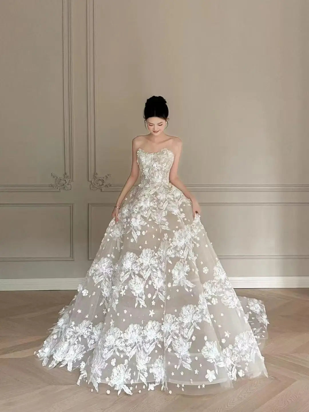 Wedding Dresses 2025 to impress Luxury 3D Floral Lace Ball Gown Wedding Dress with Long Train & Veil – RD020-vigocouture-vigocouture
