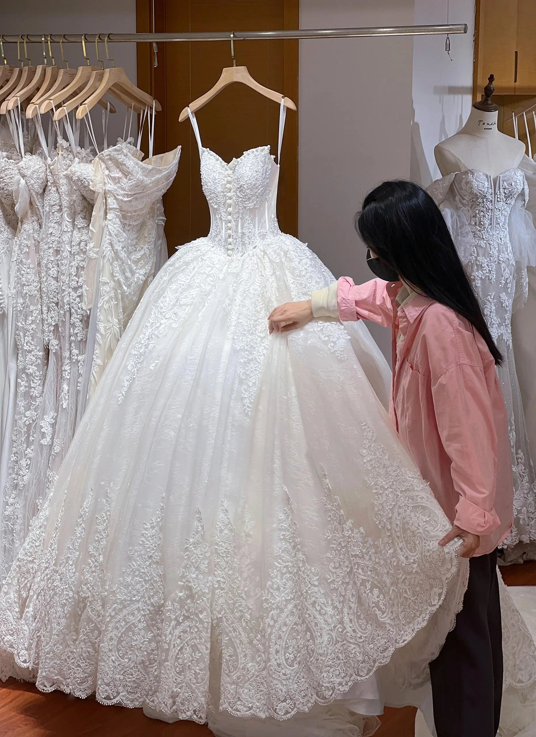 Wedding Dresses 2025 to impress Pearl Button Corset Lace Ball Gown Wedding Dress with Royal Embroidery – Style RD011-vigocouture-vigocouture