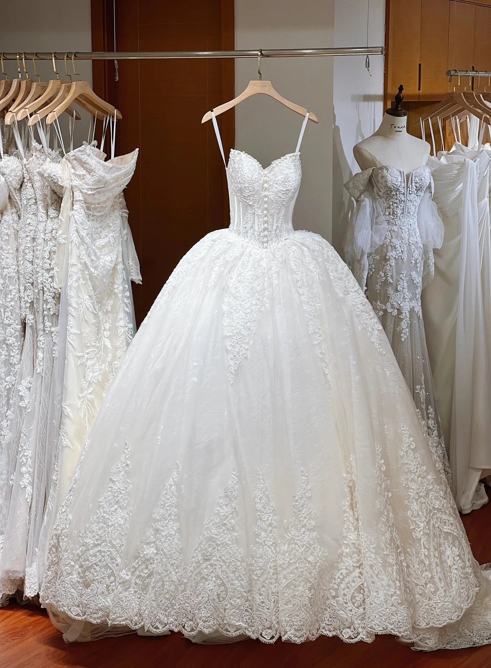 Wedding Dresses 2025 to impress Pearl Button Corset Lace Ball Gown Wedding Dress with Royal Embroidery – Style RD011-vigocouture-White-Custom Size-vigocouture