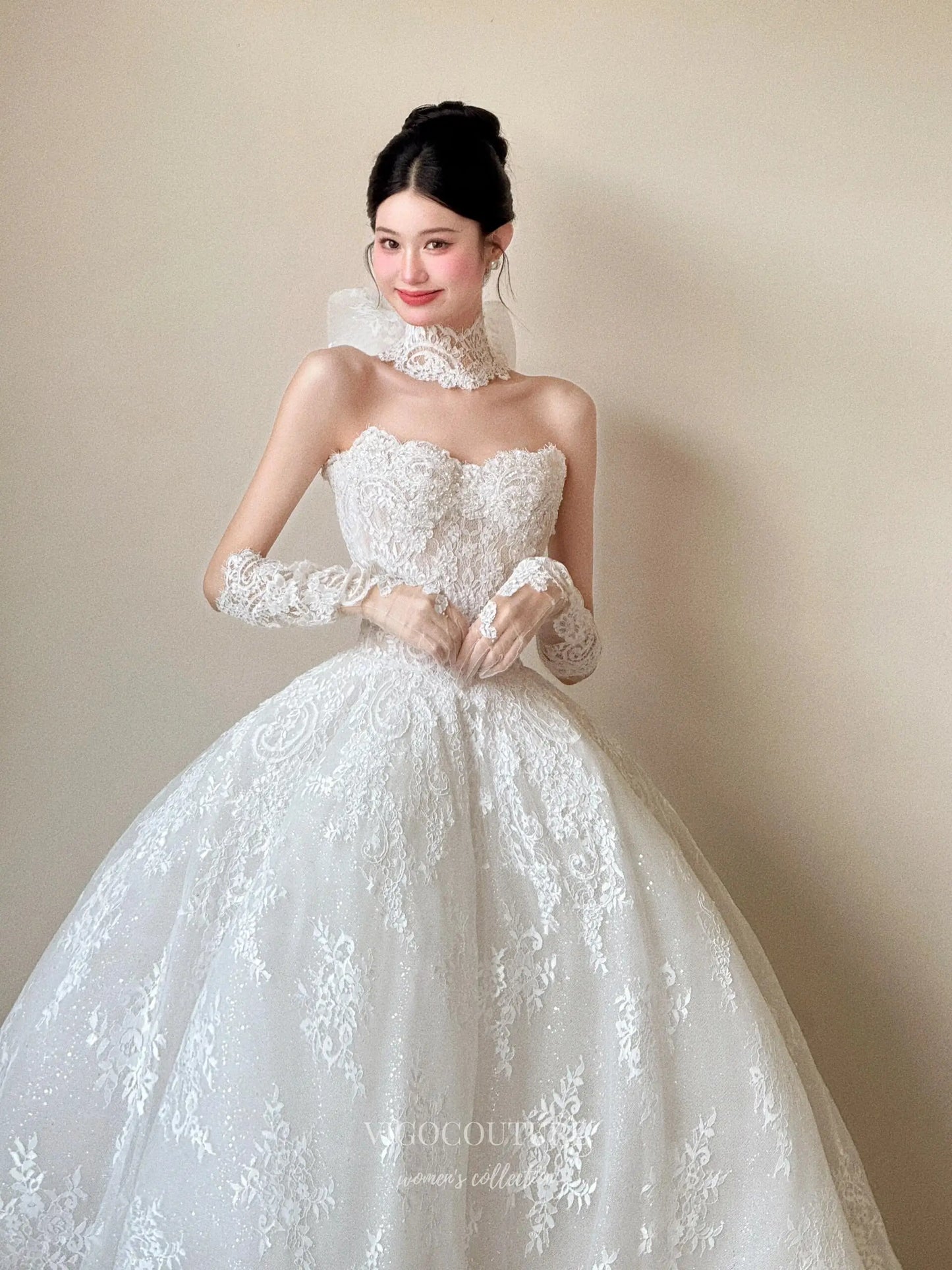 Wedding Dresses 2025 to impress Romantic Lace Ball Gown Wedding Dress with Sweetheart Neckline and Cathedral Train – RD032-vigocouture-vigocouture