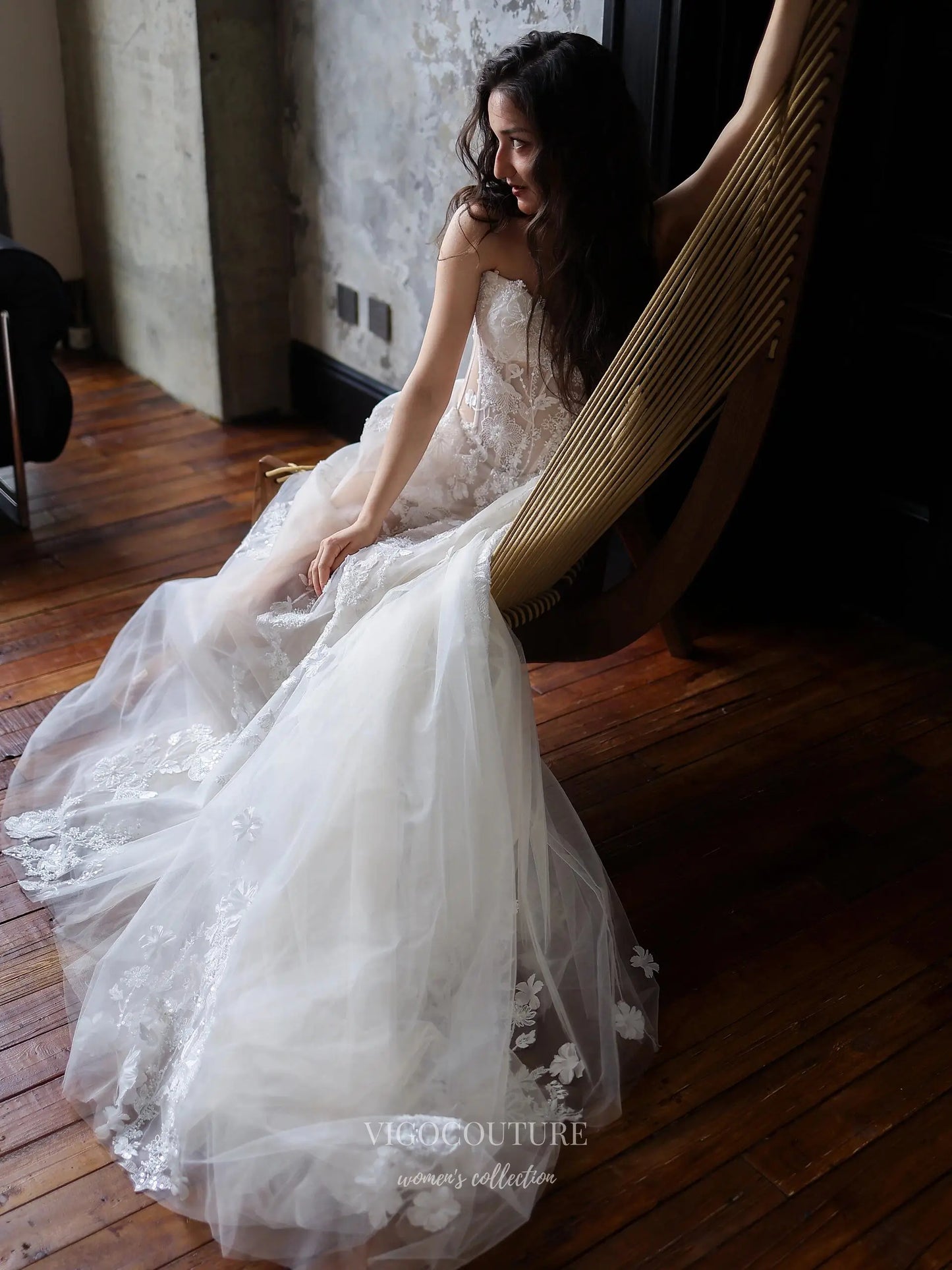 Wedding Dresses 2025 to impress Romantic Strapless Lace Appliqué Wedding Dress with Sheer Corset Bodice and Chapel Train – RD030-vigocouture-vigocouture