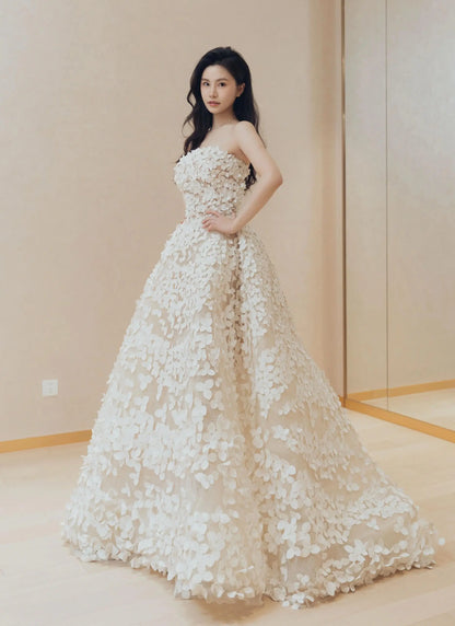 Wedding Dresses 2025 to impress Strapless 3D Floral Appliqué Wedding Ball Gown with Nude Illusion Tulle – Style RD009-vigocouture-vigocouture