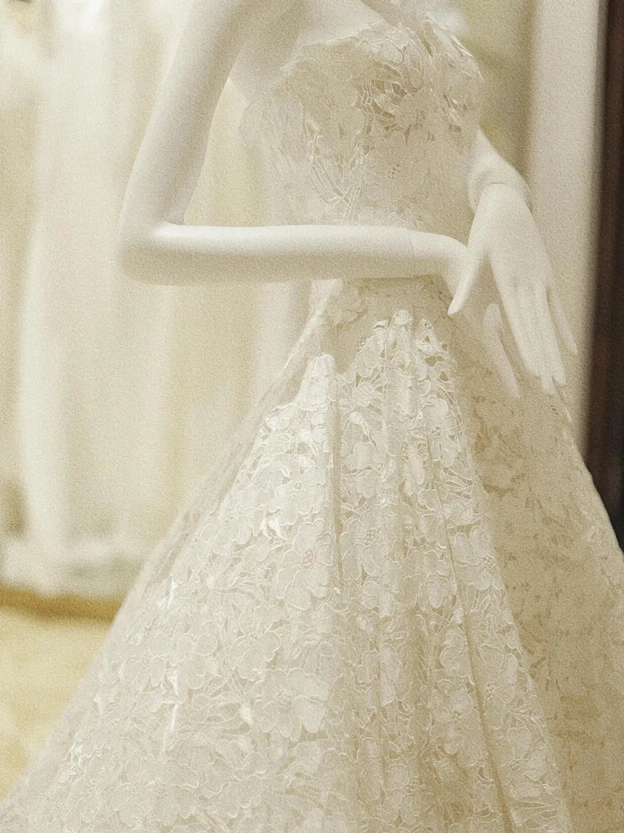 Wedding Dresses 2025 to impress Strapless 3D Floral Lace Ball Gown Wedding Dress with Sweetheart Neckline – Style RD006-vigocouture-vigocouture