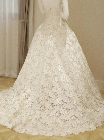 Wedding Dresses 2025 to impress Strapless 3D Floral Lace Ball Gown Wedding Dress with Sweetheart Neckline – Style RD006-vigocouture-vigocouture