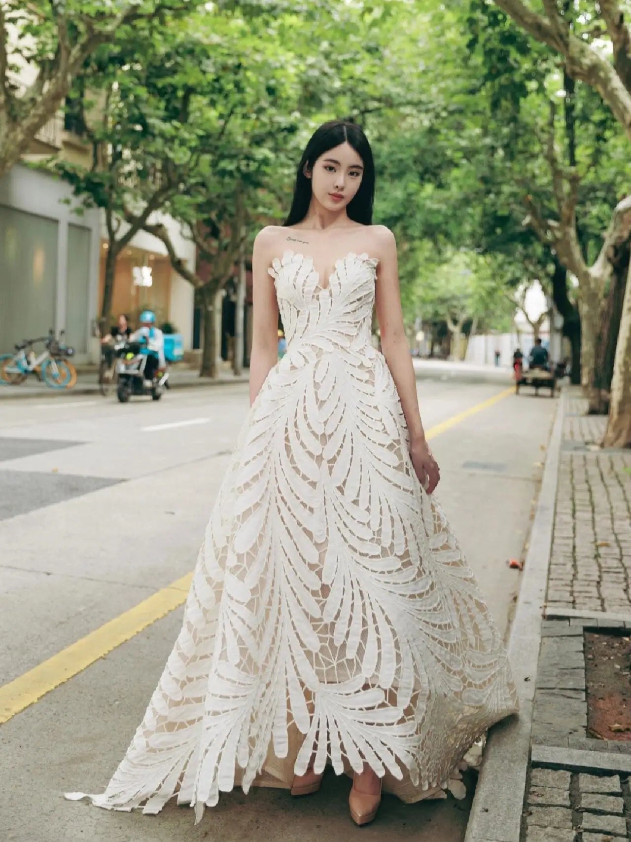 strapless a line wedding dress Alani Lace A-Line 20 hours) ensuring meticulous attention to detail and premium quality A-line Strapless Satin Thigh Split