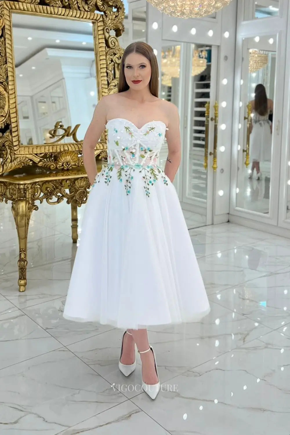 Wedding Dresses 2025 to impress Whimsical Floral Embroidered Short Wedding Dress with Sweetheart Neckline & Sheer Corset Bodice – W2645-vigocouture-White-Custom Size-Sleeveless-vigocouture