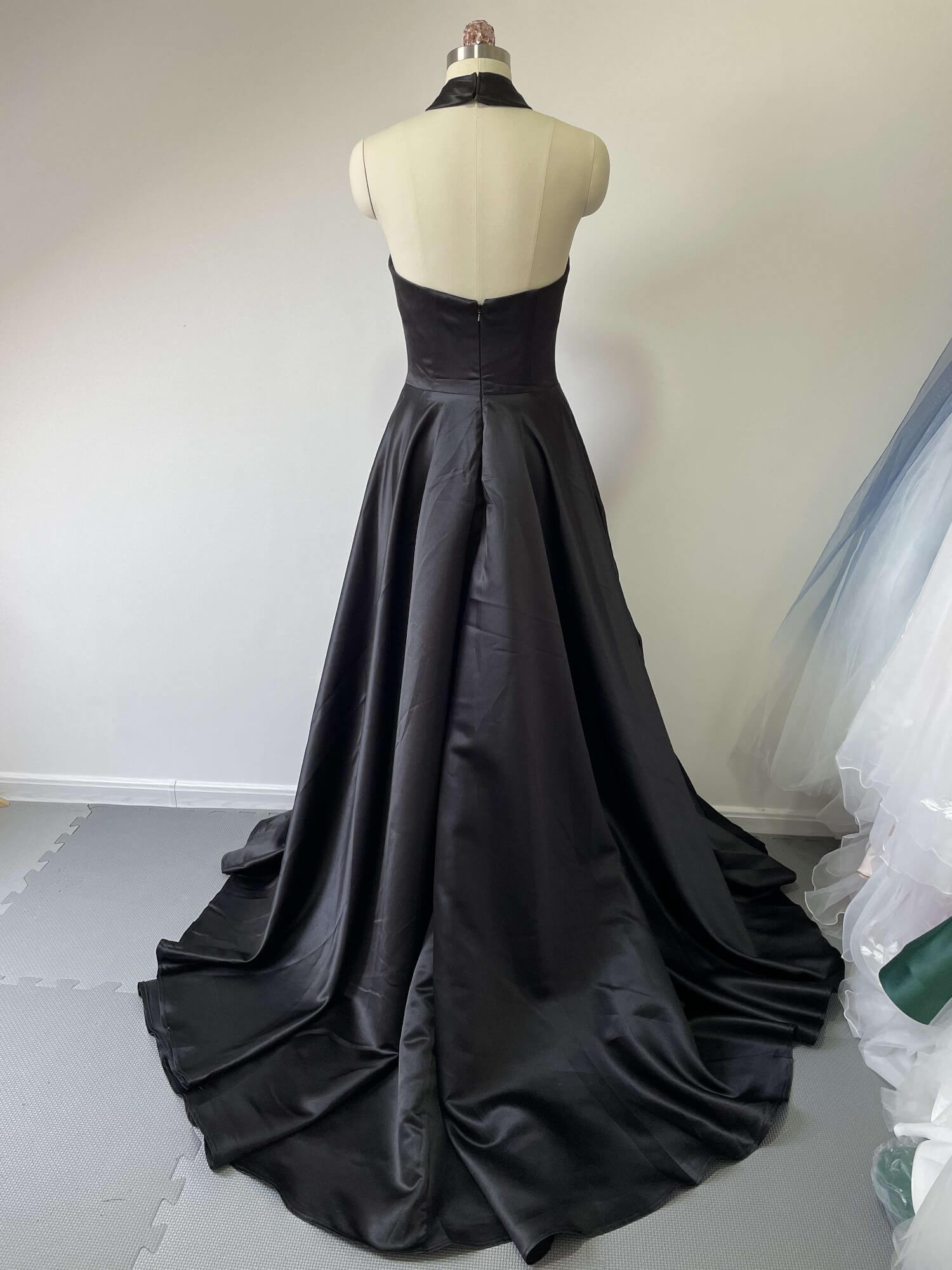 vigocouture-Black Satin Prom Dress With Slit Halter Neck Evening Dresses 20393-Prom Dresses-vigocouture-