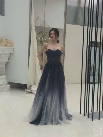 Vestido de fiesta sin tirantes con cuentas y degradado 20206