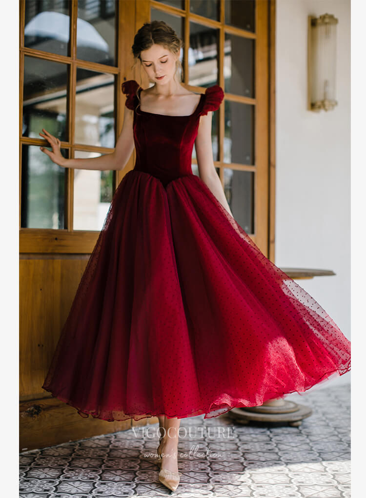 Elegant Tea-Length Homecoming Dreww with Velvet Bodice and Dotted Tulle Bottom hc062-Prom Dresses-vigocouture-Red-US2-vigocouture
